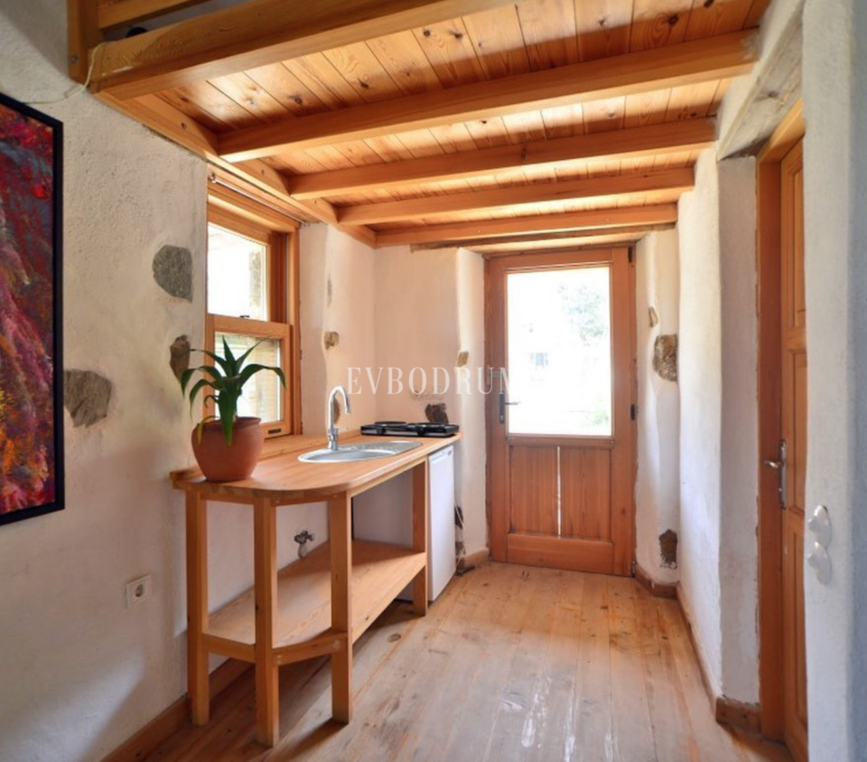 10.000 m2 Arsa İçinde 8 Bağımsız Taş Ev – Görsel 2