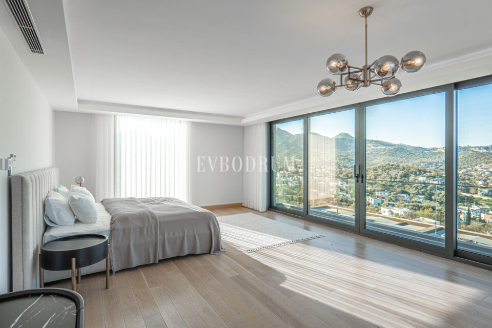 Yalıkavak’ta şehir konsepti:Deniz manzaralı, havuzlu lüks villa