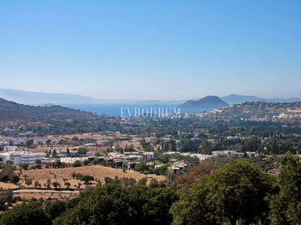 Sezonluk Kiralık: Gümüşlük’te Havuzlu Villa