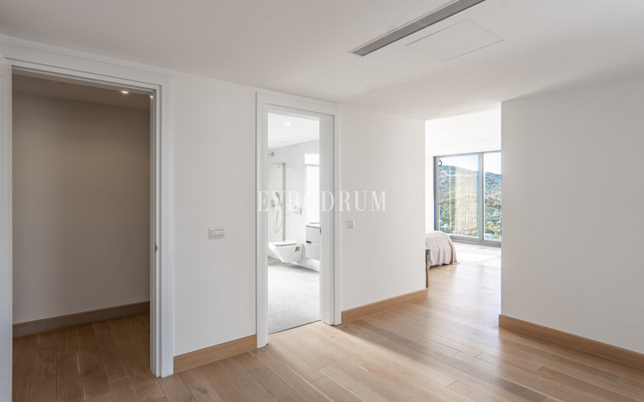 Yalıkavak’ta şehir konsepti:Deniz manzaralı, havuzlu lüks villa