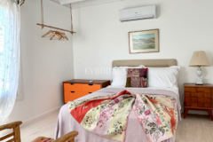 Yazlık kiralık villa, deniz manzarası ve özel havuz, 8 misafir