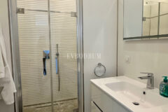 Bitez’de 2 Havuzlu, Misafir Evli Büyük Bahçeli Villa