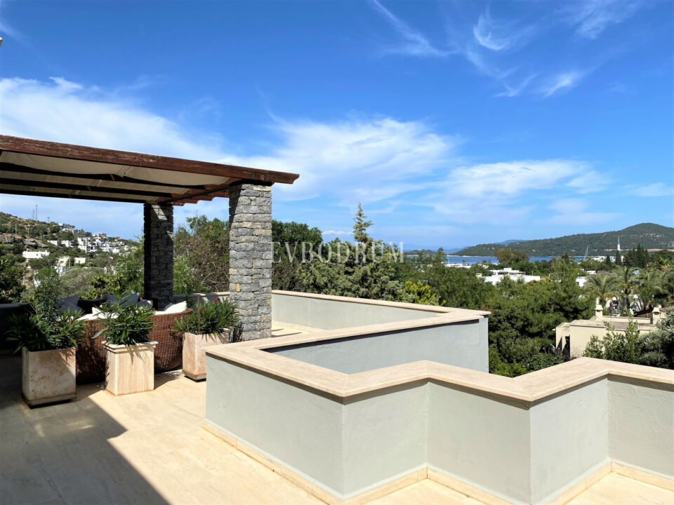 Denize Yürüme Mesafesinde Havuzlu Geniş Villa – Görsel 6