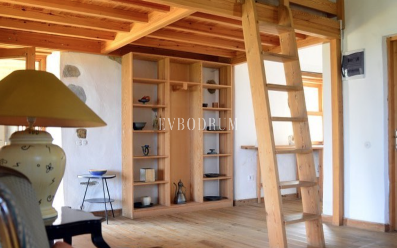 10.000 m2 Arsa İçinde 8 Bağımsız Taş Ev