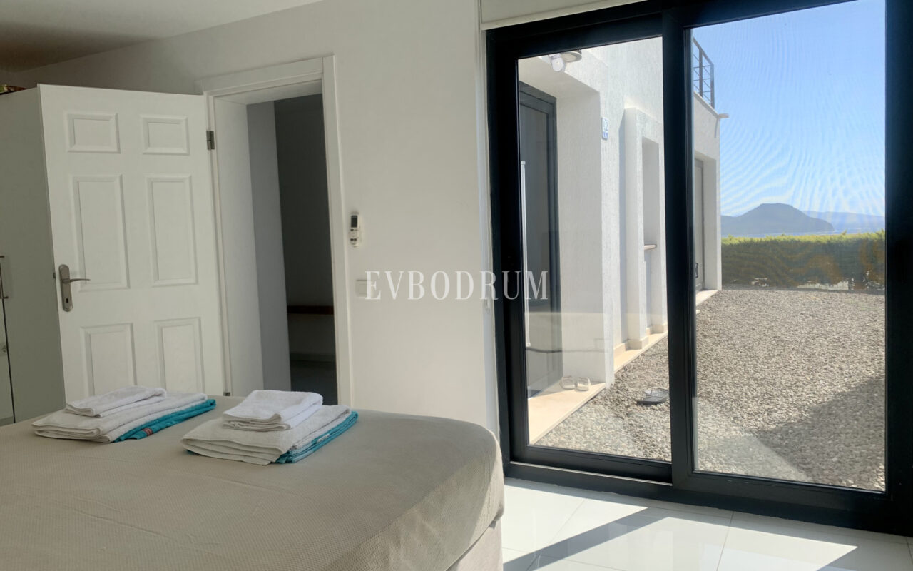 Muhteşem adalar ve deniz manzaralı, havuzlu villa