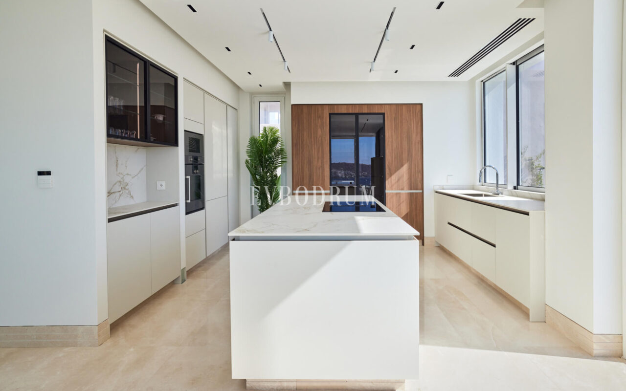 Yalıkavak’ta özel havuzlu, mimari tasarımlı yeni proje