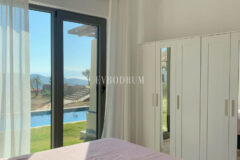 Gümüşlük'te bahçe içinde, havuzlu villa