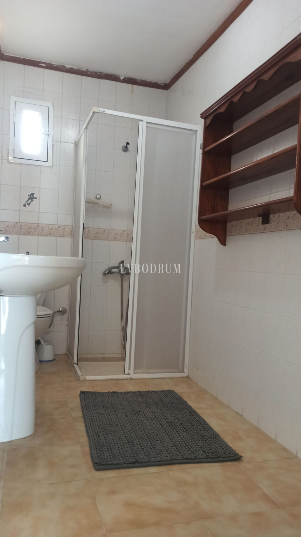 Merkezi lokasyonda, deniz manzaralı ikiz şehir evi – Görsel 6