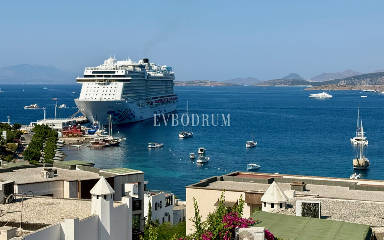 Yıllık kiralık, Kale ve adalar manzaralı Bodrum Evi
