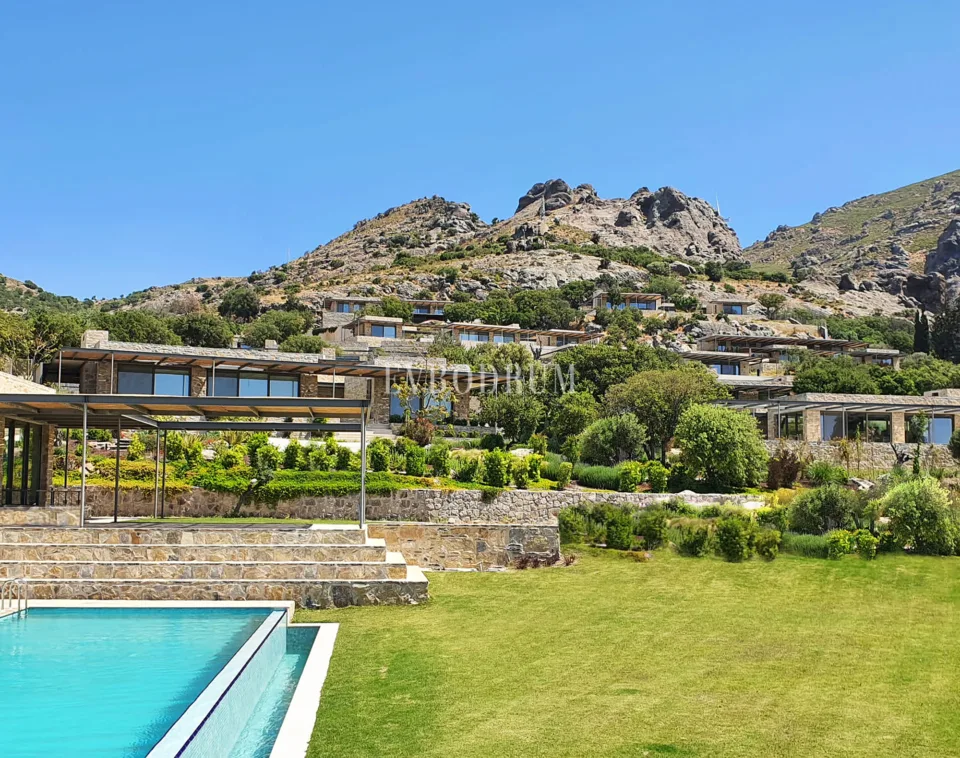 Ödüllü mimarisiyle, tasarım taş villa