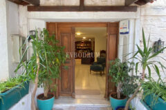 Bodrum, Yeniköy’de geniş, karakteristik kiralık daire