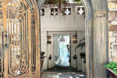 Zarif ve özel, havuzlu, manzaralı şehir evi