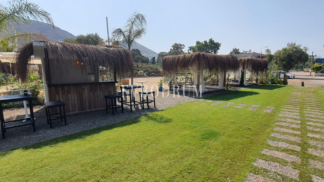 Plaja Yakın Ortak Havuzlu Tek Katlı Evler