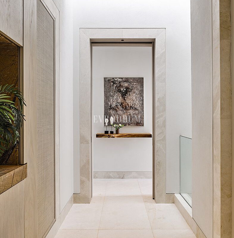 Özel Havuzlu ve Deniz Erişimli Yeni Villalar