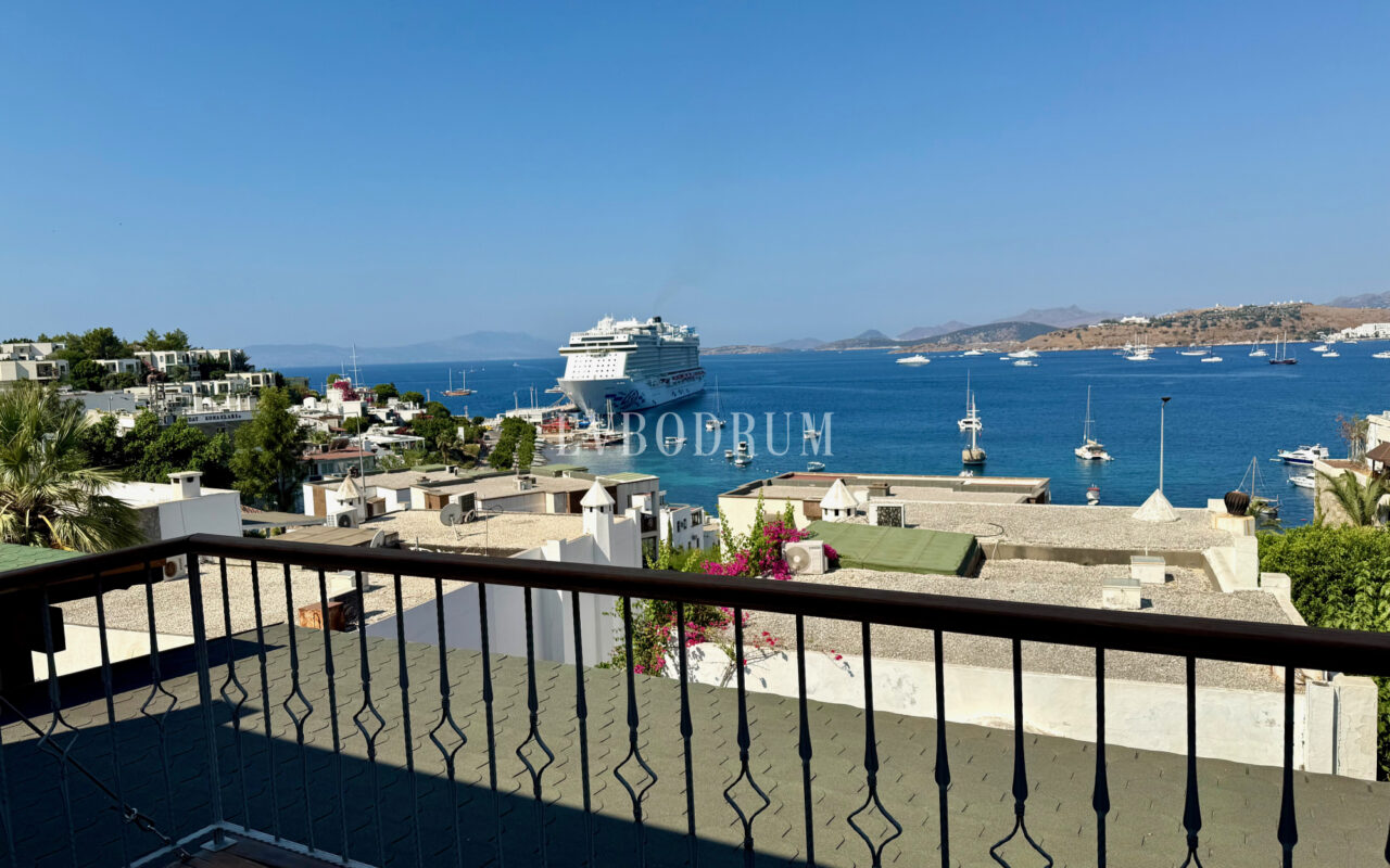 Yıllık kiralık, Kale ve adalar manzaralı Bodrum Evi