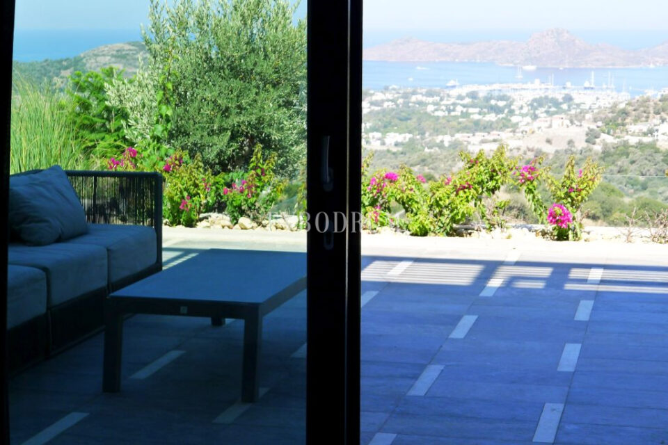 Yalikavak koyu manzarasına hakim malikane – Bedroom2 Terrace