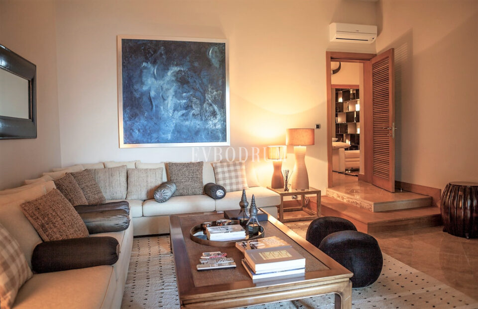 Olağanüstü özel, manzaralı kiralık villa – Görsel 1