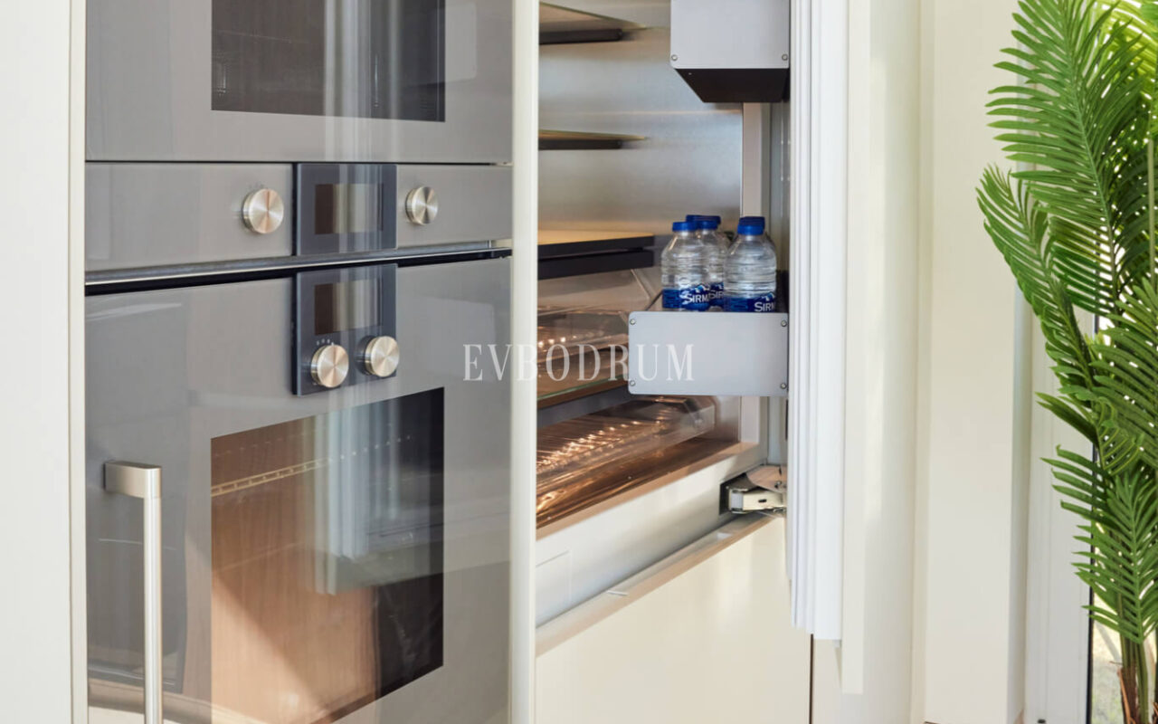 Yalıkavak’ta özel havuzlu, mimari tasarımlı yeni proje