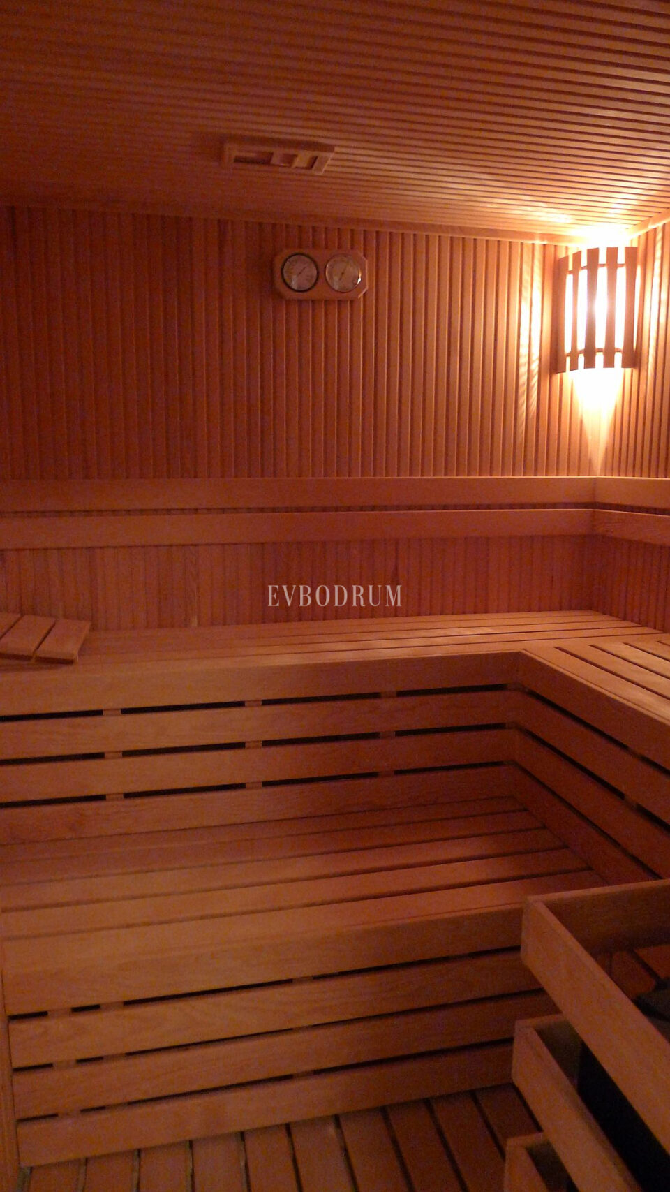 Deniz manzaralı, ortak havuzlu tripleks villa – Görsel 5