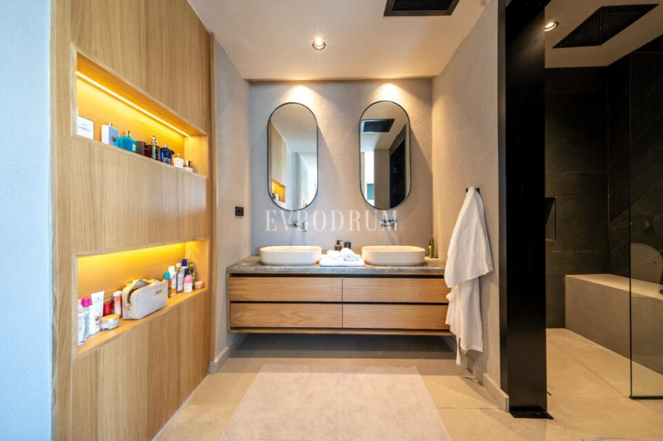 Bitez’de özel havuzlu, geniş ve lüks villa – Görsel 7