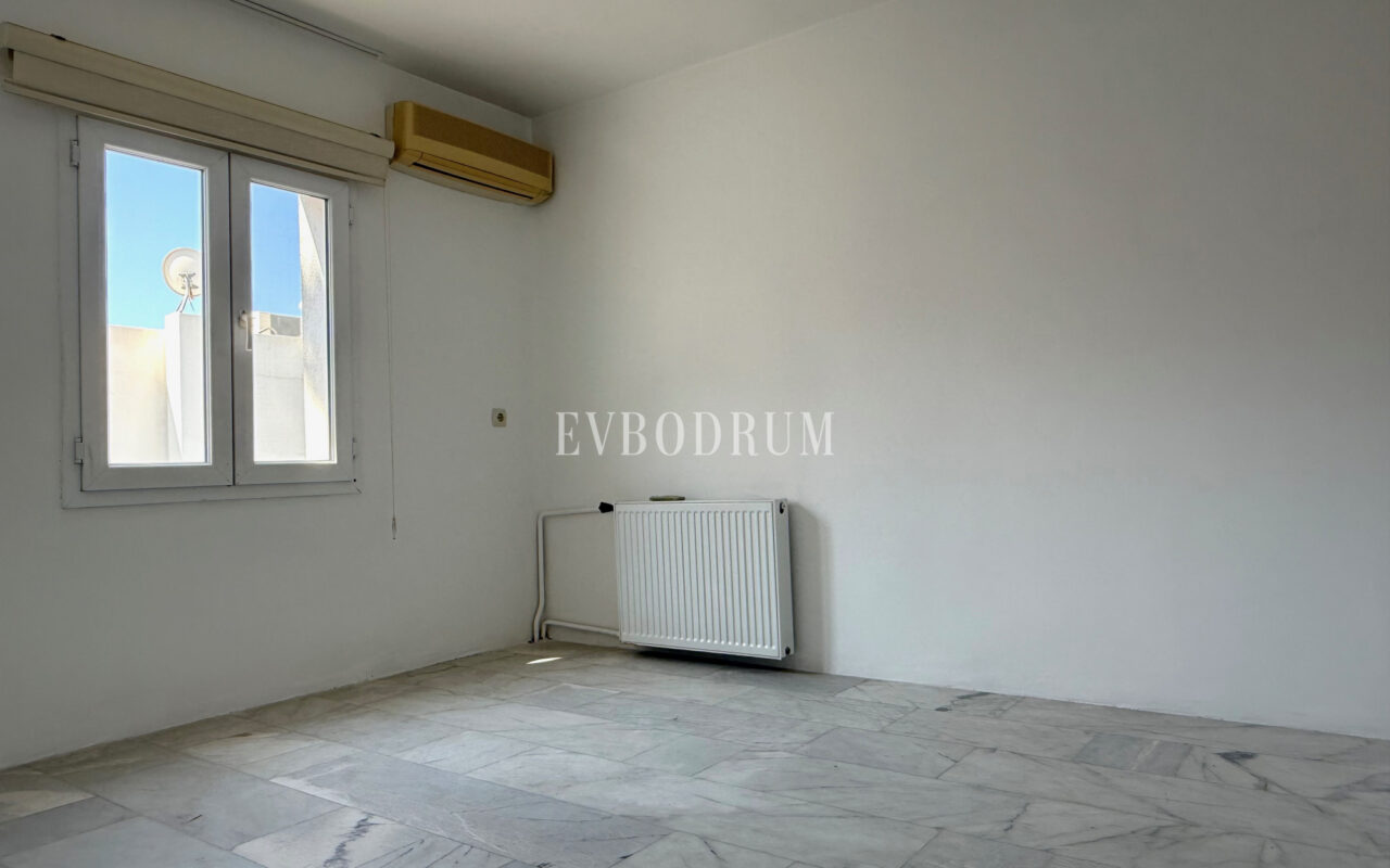 Yıllık kiralık, Kale ve adalar manzaralı Bodrum Evi