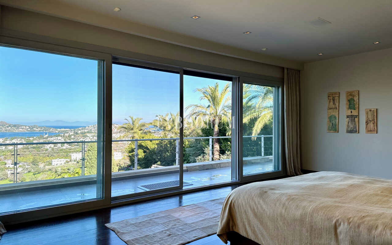 Yalıkavak Körfezi ve Marina Manzaralı Özel Villa