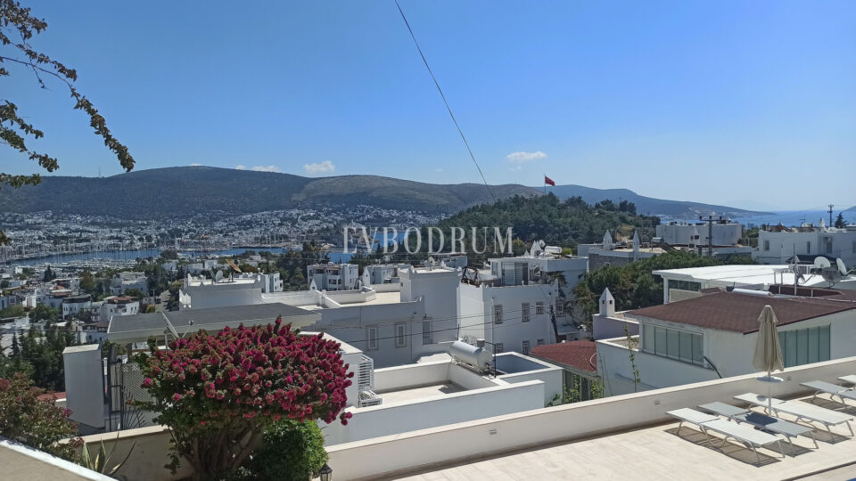 Merkezi lokasyonda, deniz manzaralı ikiz şehir evi – Görsel 7