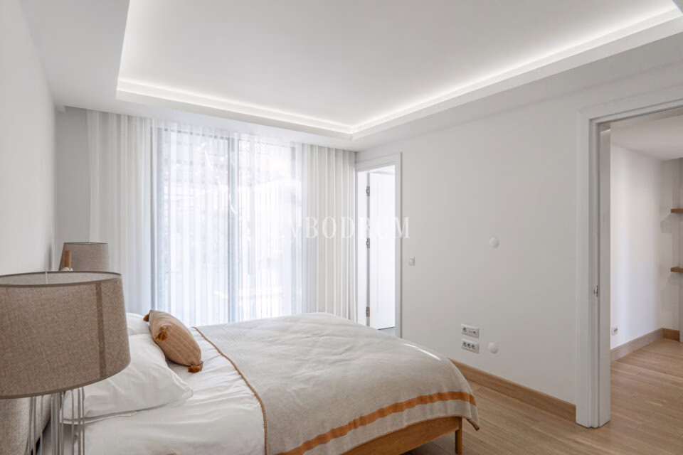 Yalıkavak’ta şehir konsepti:Deniz manzaralı, havuzlu lüks villa – Görsel 1