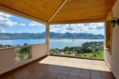 Yalikavak Küdür, önü kapanmaz deniz manzaralı 3 katlı villa