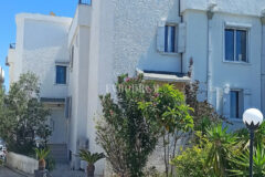 Merkezi lokasyonda, deniz manzaralı ikiz şehir evi