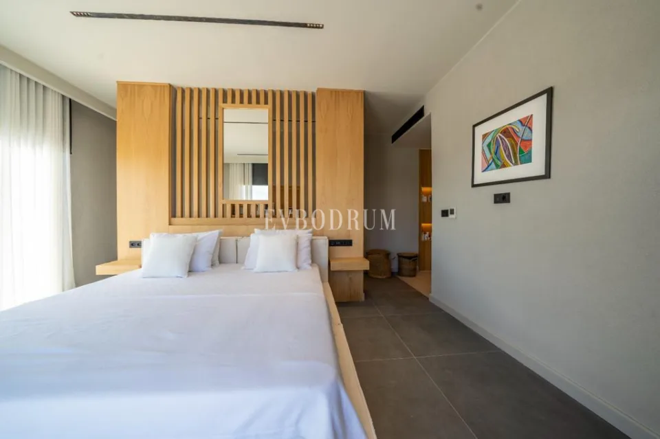 Bitez’de özel havuzlu, geniş ve lüks villa