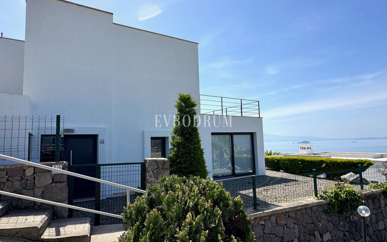 Muhteşem adalar ve deniz manzaralı, havuzlu villa