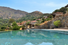 10.000 m2 Arsa İçinde 8 Bağımsız Taş Ev