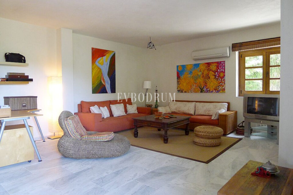 Özel havuzlu kiralık taş villa – Görsel 2