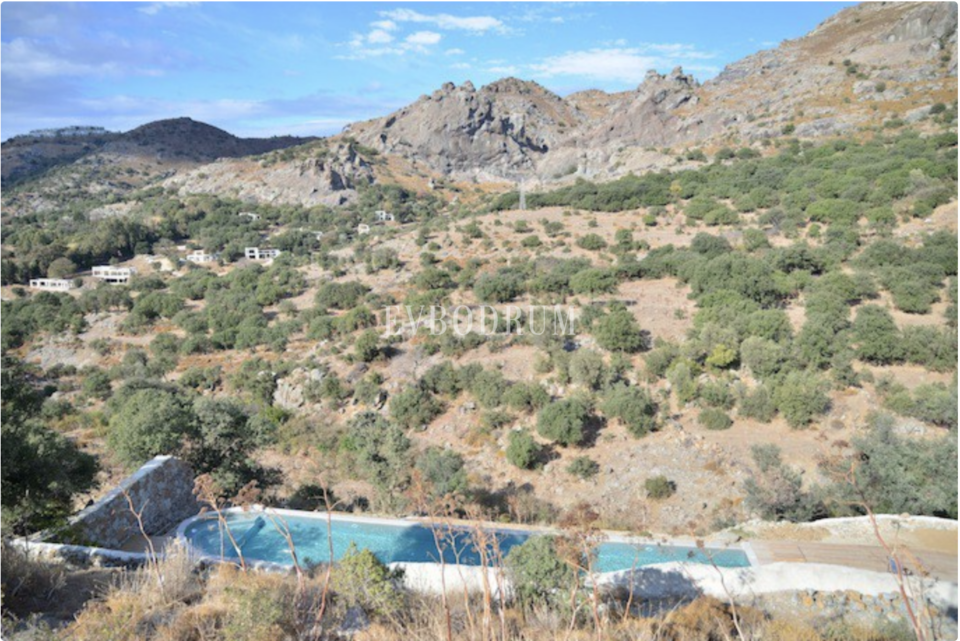 10.000 m2 Arsa İçinde 8 Bağımsız Taş Ev – Görsel 25