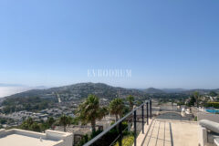 Muhteşem adalar ve deniz manzaralı, havuzlu villa