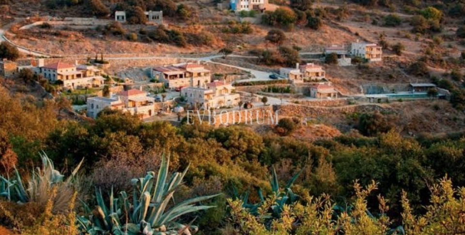 10.000 m2 Arsa İçinde 8 Bağımsız Taş Ev – Görsel 27