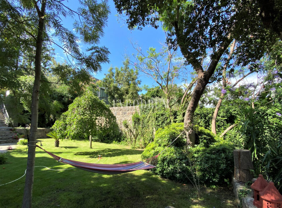 Denize Yürüme Mesafesinde Havuzlu Geniş Villa – Görsel 3