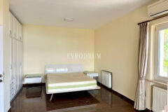 Yalikavak Küdür, önü kapanmaz deniz manzaralı 3 katlı villa