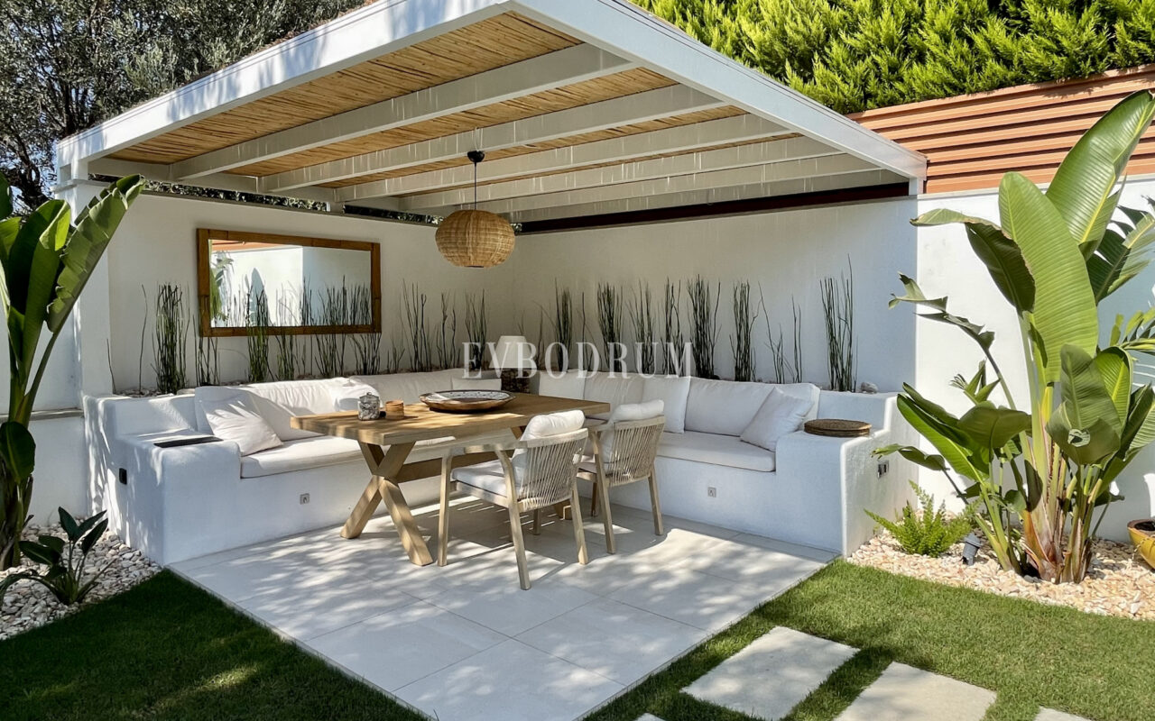 Yalikavak Merkez’de Modern Havuzlu Villa