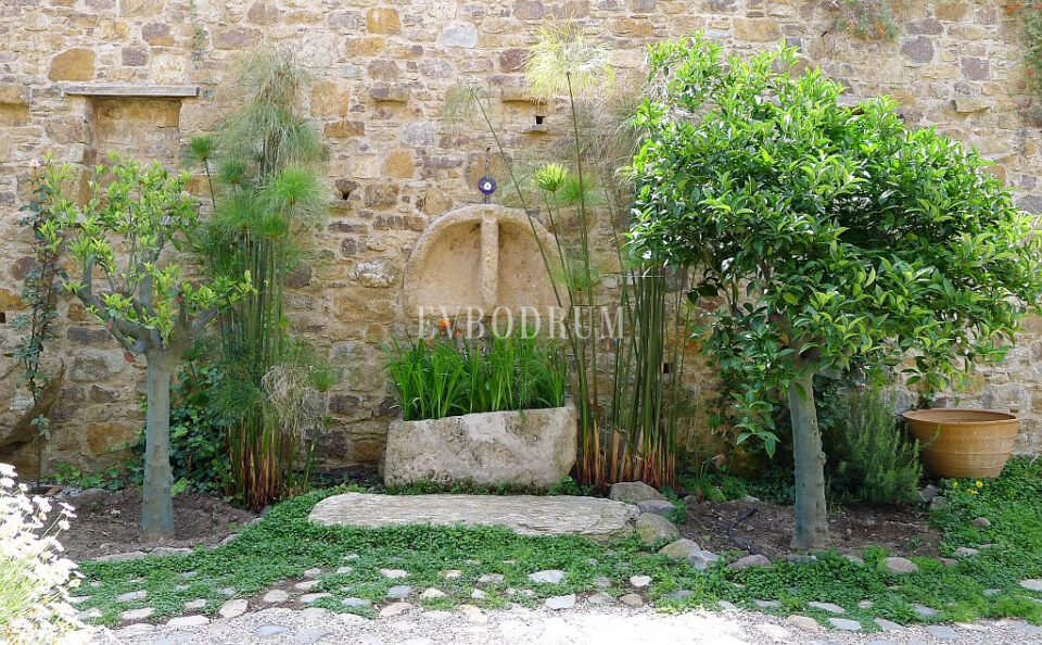 Özel havuzlu kiralık taş villa – Görsel 2