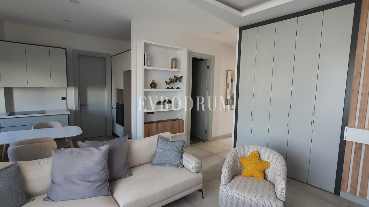 Plaja Yakın Ortak Havuzlu Daireler