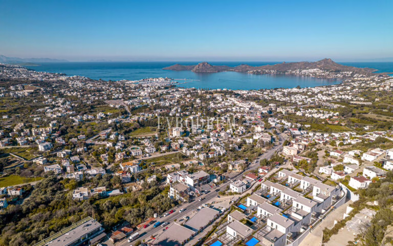 Yalıkavak’ta şehir konsepti:Deniz manzaralı, havuzlu lüks villa – Görsel 1