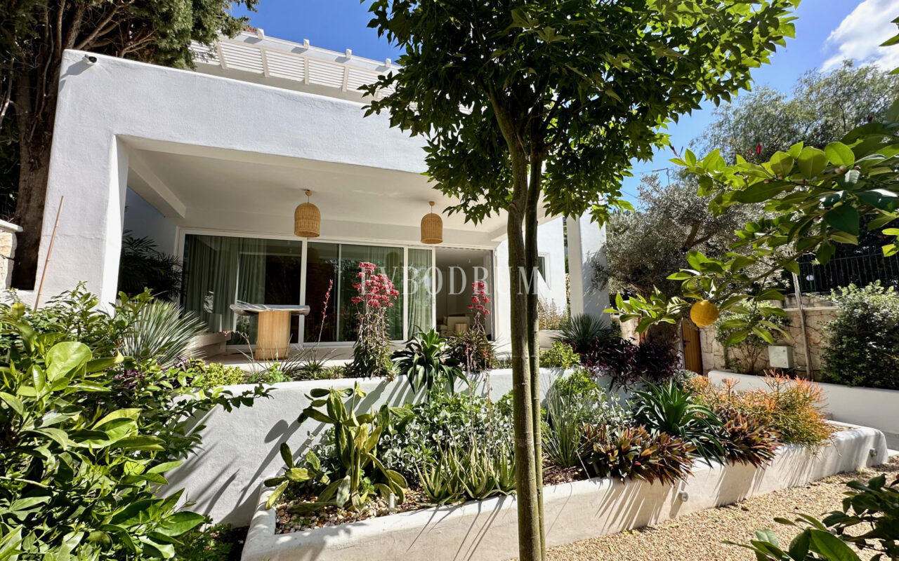 Yalıkavak’ta denize 100 adım müstakil, yeni renove edilmiş villa