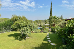 7.970 m2 arazi içinde harika, havuzlu taş ev ve misafirhanesi