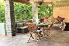 Denize Yürüme Mesafesinde Havuzlu Geniş Villa