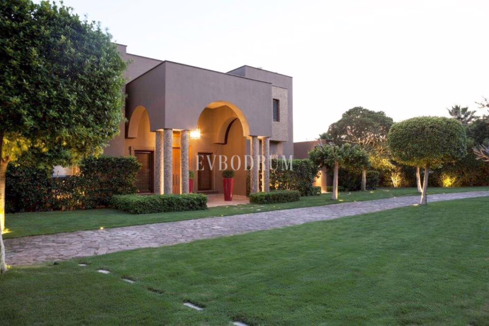 Mietvilla der Luxusklasse, wöchtenlich – Exceptional Private Villa Sleeps Max