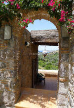 Özel havuzlu kiralık taş villa – Görsel 2