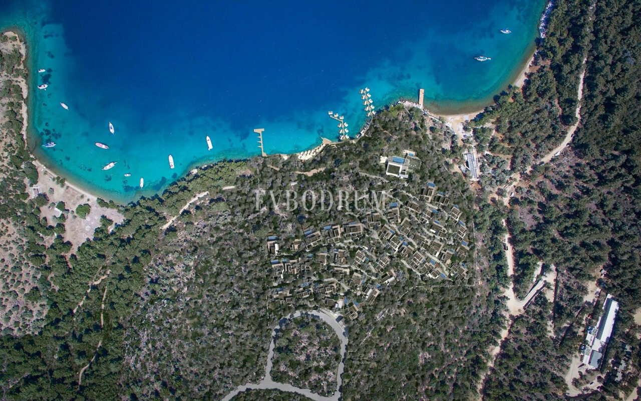 Özel Havuzlu ve Deniz Erişimli Yeni Villalar