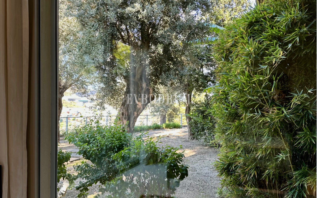 Yalıkavak ve Marina manzaralı olağanüstü özel mülk